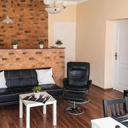 Apartman Three-bedroom In *