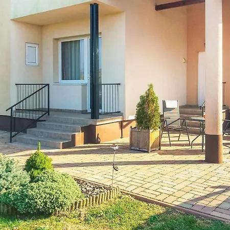 Apartman Three-bedroom In Keszthely